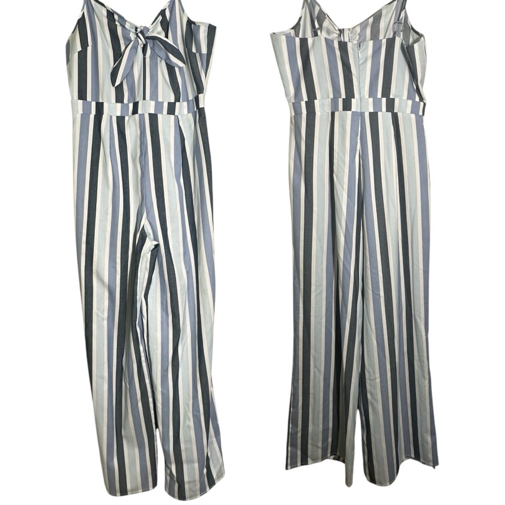 Romeo & Juliet Couture Striped Jumpsuit - Blue and White Size Large
